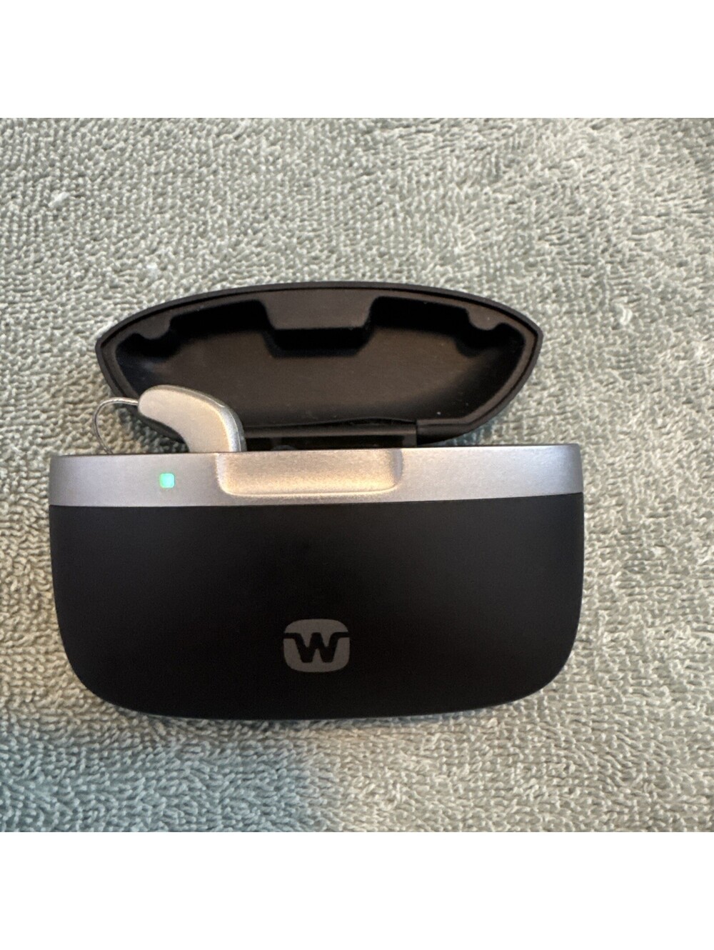 Widex Smart Ric Portable Charger WPP401 Model Left